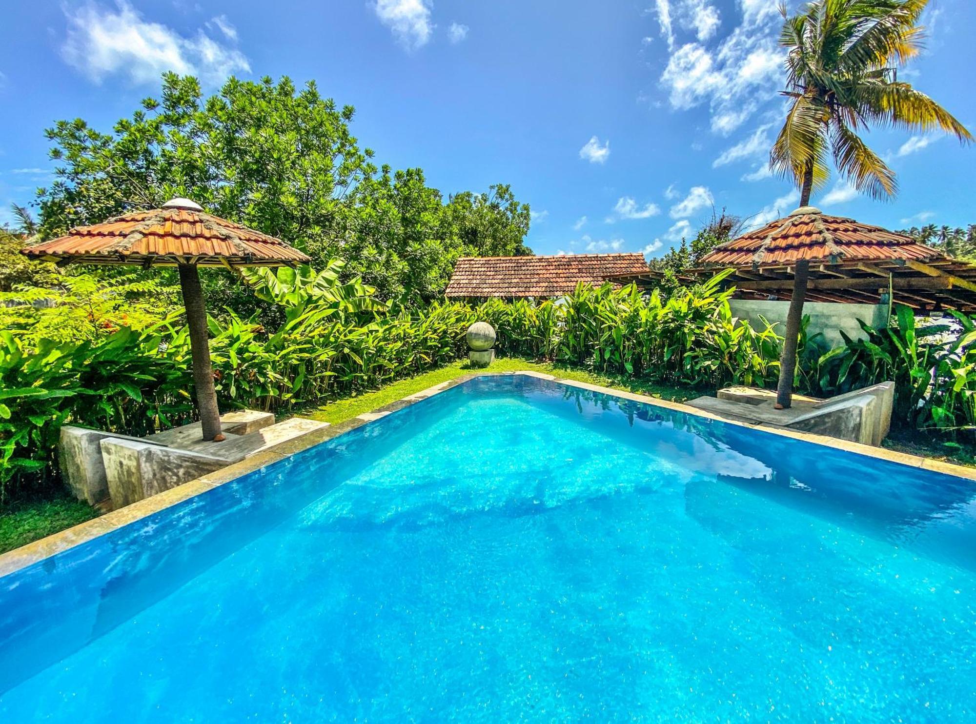 Waterland Hotel Negombo Exterior photo